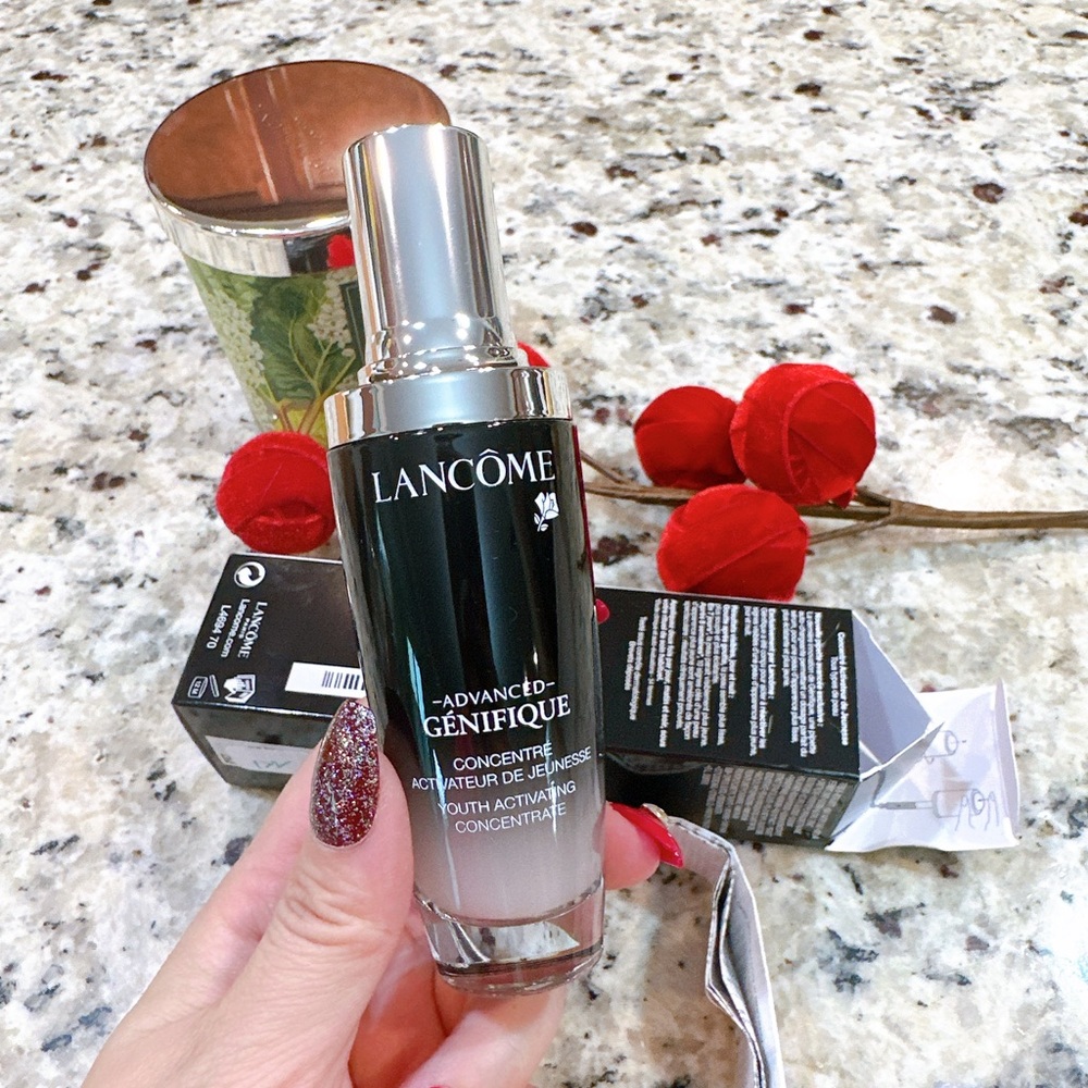 Lancome ADVANCED GÉNIFIQUE FACE SERUM/NWB